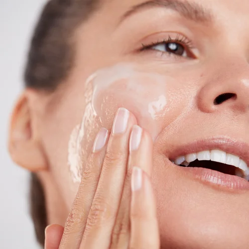 Dynamic Resurfacing Facial Wash Bild 2